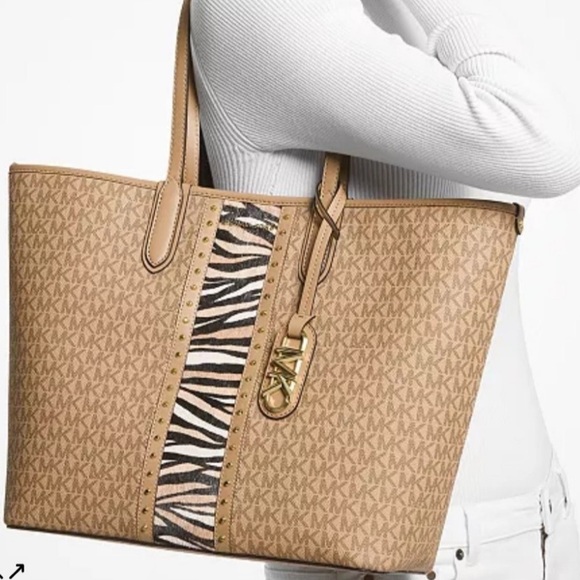 Michael Kors Eliza Large Open Tote Bag with Removable Pouch NWT - Picture 3 of 6